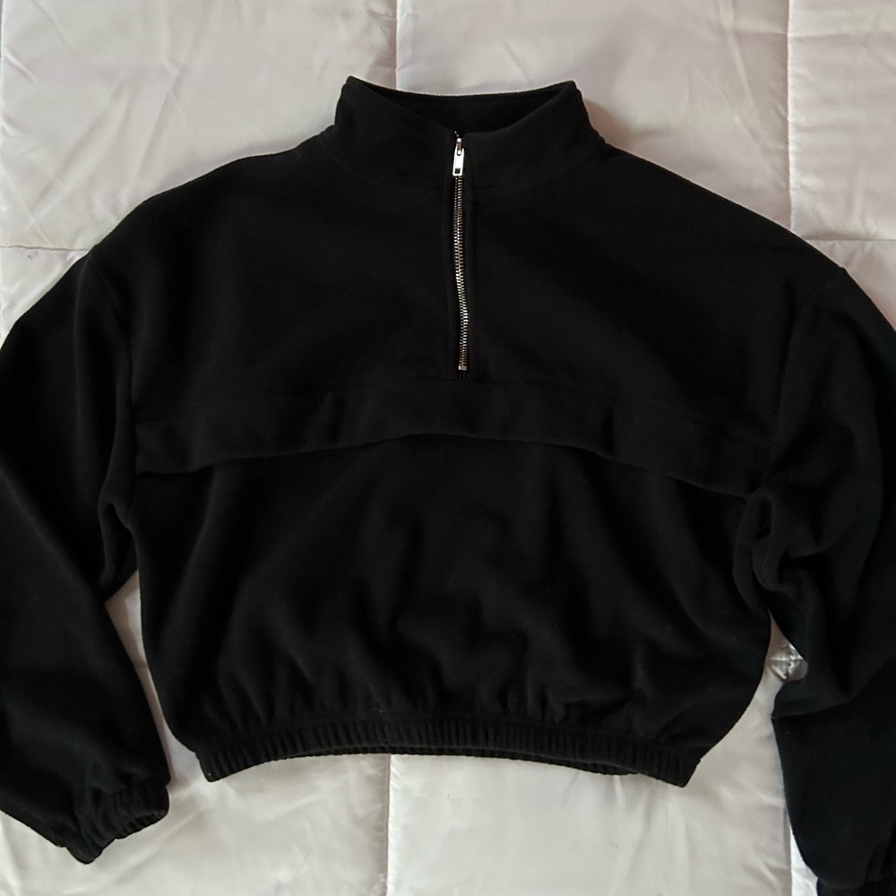 Forever 21 Black Cropped Fleece Quarter Zip Sweater